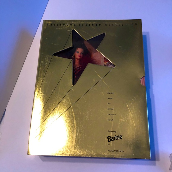 Hollywood Legends Collection Starring Barbie as Scarlett O’Hara - Picture 3 of 15